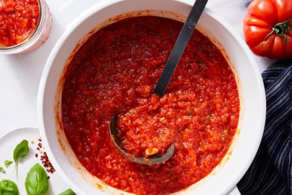 Simple tomato pasta sauce recipe