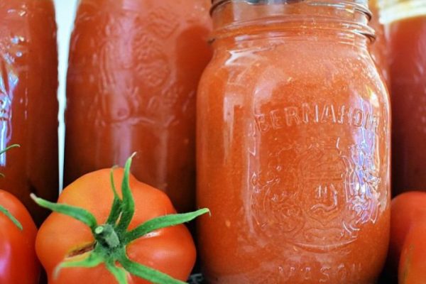 Tomato sauce to can recipe