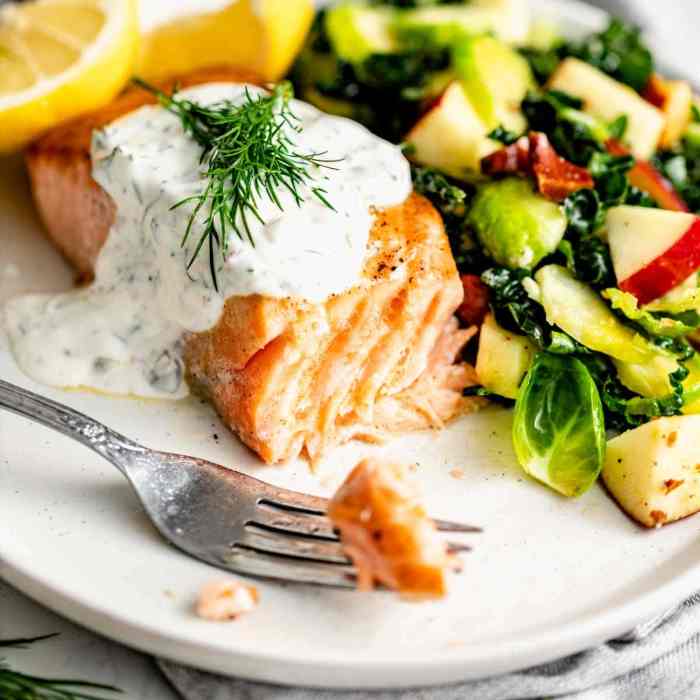 Recipe salmon with dill sauce