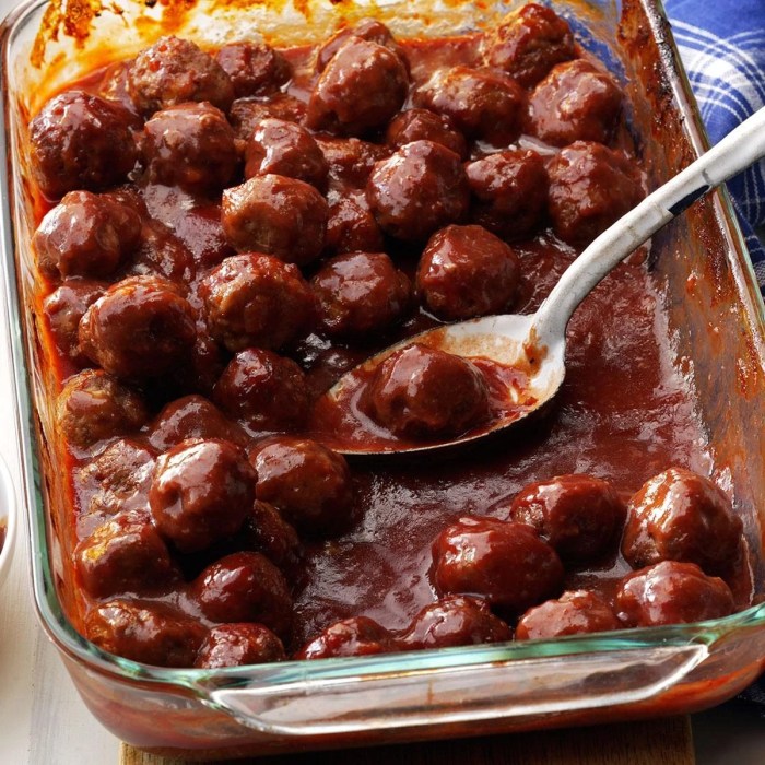 Simple meatball sauce recipe